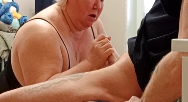 After A Deep Blowjob, I Fill My Mouth With Cum And She Eats It