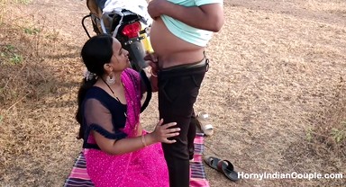 Indian Wife Outdoor Blowjob Licking Fingered and Fucked