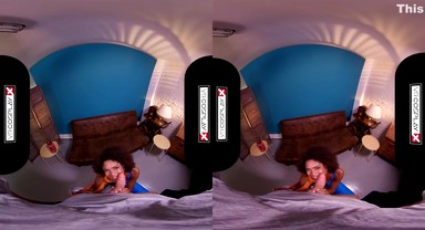 Ebony Mutant Babe Oya Wants Your Dick Professor - Vr Porn And Virtual Reality