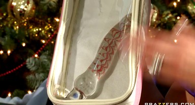 A Very Naughty Xmas With Rocco Reed, Charley Chase, Keiran Lee, Isis Love - Brazzers